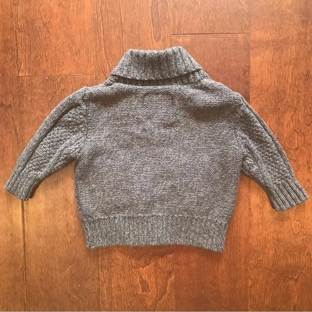 OshKosh B’Gosh, Cozy Gray Cardigan, Shawl Collar, Size 3 Months